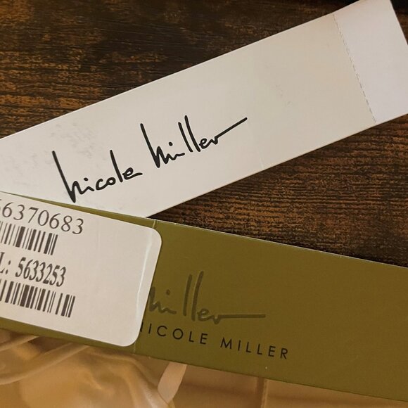 Nicole Miller Ivory Silk Ruched Draped Panel Wedding Dress Size 2 NWT - Picture 11 of 11